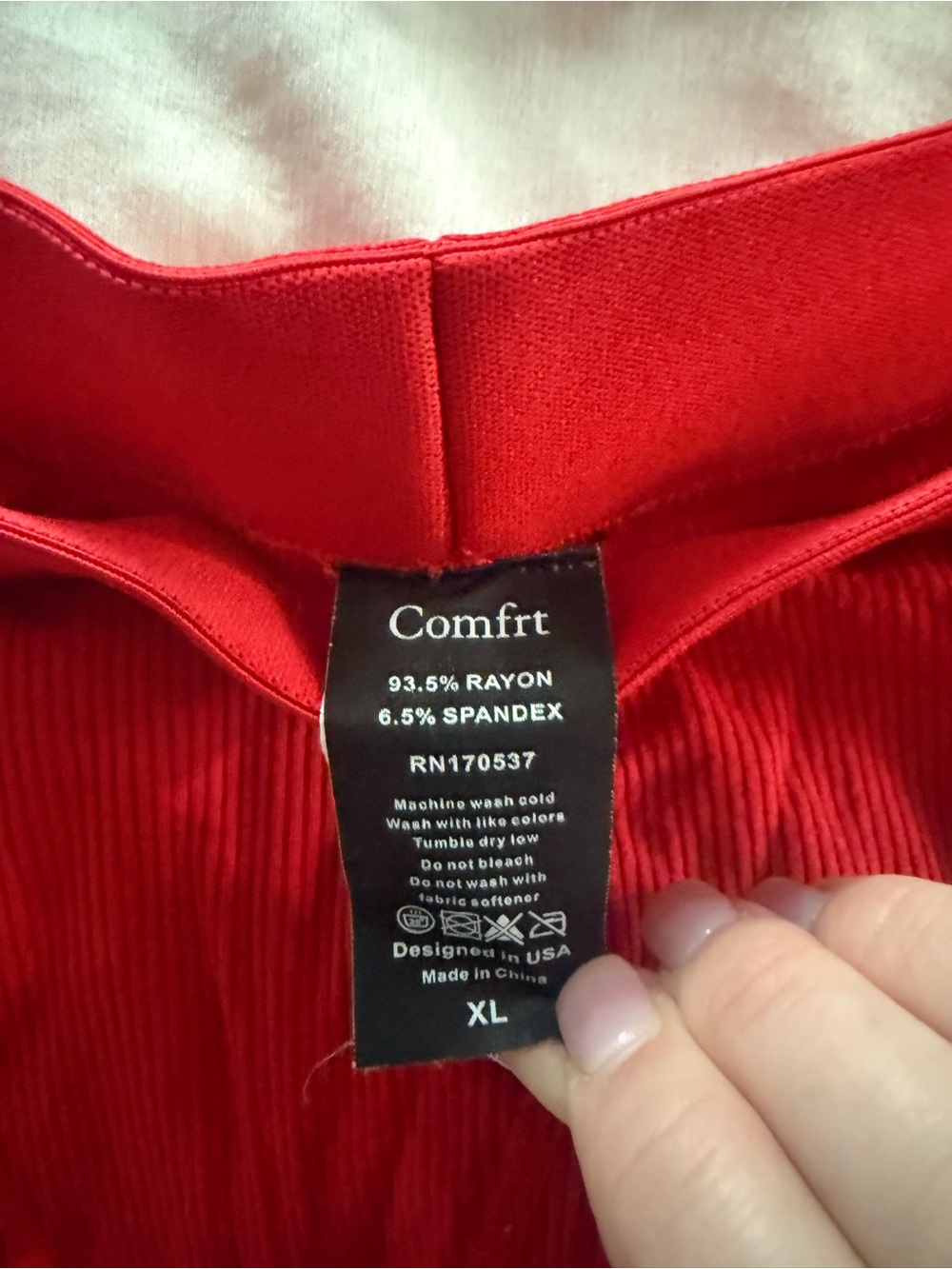 Comfortable Red Ribbed Tank & Shorts Set - Picture 3 of 3